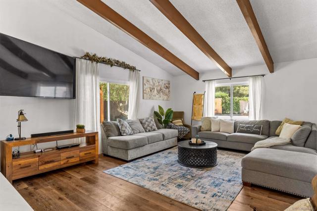 16707 Highway 76, Pauma Valley CA: https://media.crmls.org/mediaz/613d16ac-5aa3-4abe-9d46-86ef76ebd102.jpg