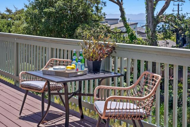 399 Sea Ridge Road, Seacliff CA: https://media.crmls.org/mediaz/613f63c0-5273-4a7c-89cf-fc3fc0619324.jpg
