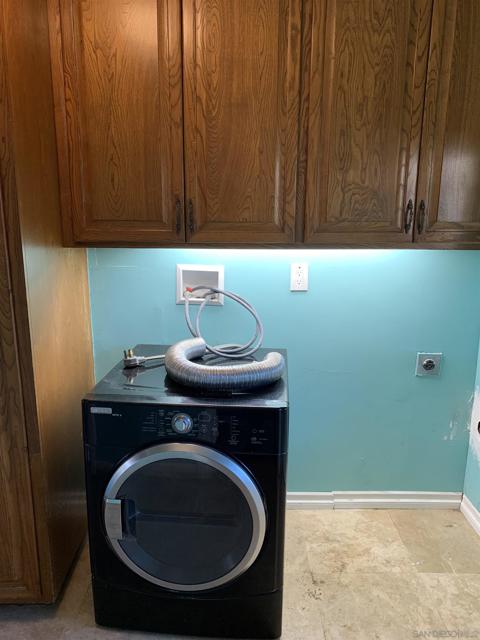 9109 Huntley Road, Fallbrook CA: https://media.crmls.org/mediaz/614065b0-1e33-4ffe-979e-ed704fb03b2d.jpg