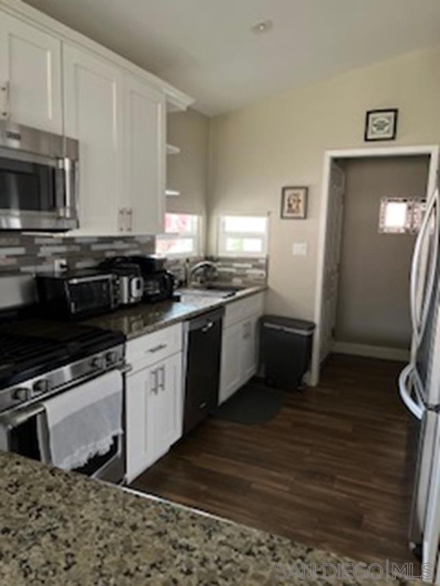 4029 Mt Brundage, San Diego CA: https://media.crmls.org/mediaz/6140940d-9c7b-40c6-81f4-7ea2524e8141.jpg