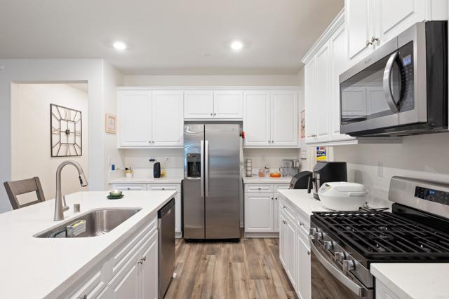 25709 Buckeye Meadow Lane, Homeland CA: https://media.crmls.org/mediaz/6140f589-2492-42e3-84f8-d7ceac39aa88.jpg
