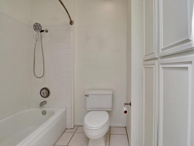 35738 Calle Montigo, Cathedral City CA: https://media.crmls.org/mediaz/6141ec9b-8237-4870-9bac-9e383424d239.jpg