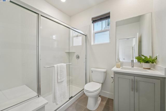 37898 Seafarer Road, Newark CA: https://media.crmls.org/mediaz/61424d97-8fb3-4dbb-a320-5898e2120197.jpg