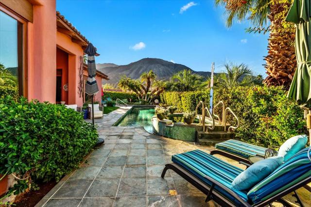 132 Vista Monte, Palm Desert CA: https://media.crmls.org/mediaz/61430e31-1241-409a-a0f0-becfbc25b588.jpg