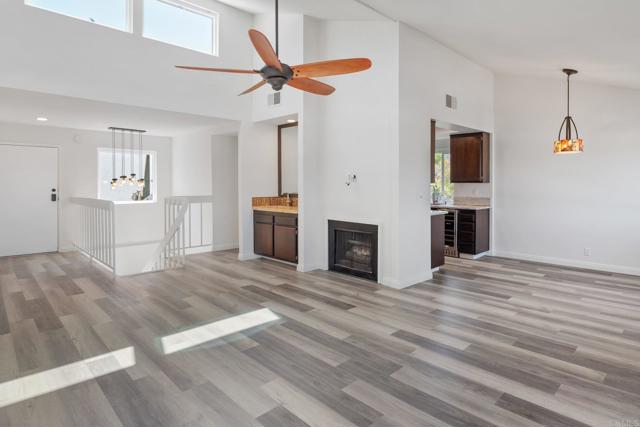 Image 2 of 32 For 2403 La Costa Avenue C