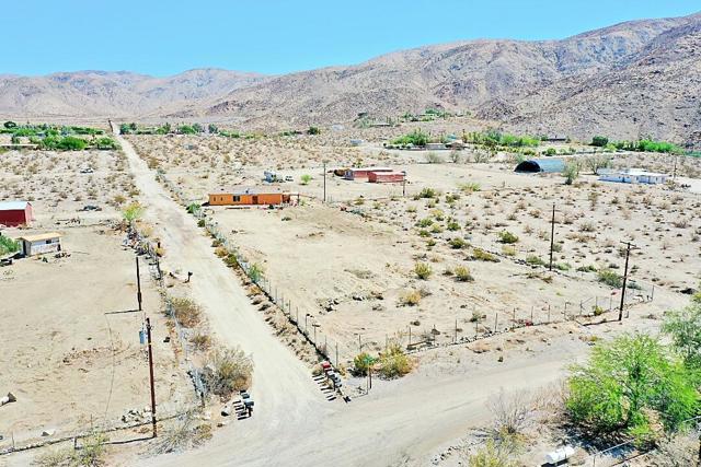 17115 Aqueduct Road, Desert Hot Springs CA: https://media.crmls.org/mediaz/61443d58-d7ac-4c33-bcb1-fa7e629ff53a.jpg