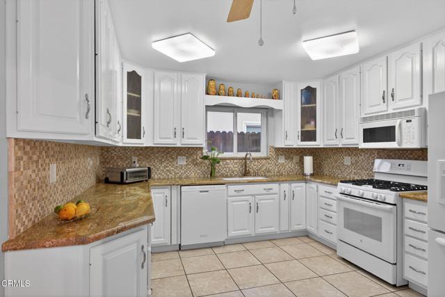 Detail Gallery Image 30 of 76 For 236 E Bay Bld, Port Hueneme,  CA 93041 - 2 Beds | 2 Baths