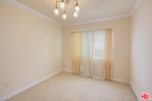 11355 MISSOURI Avenue, Los Angeles CA: https://media.crmls.org/mediaz/61498132-df1b-43ec-a06e-e9cef5fe9df2.jpg