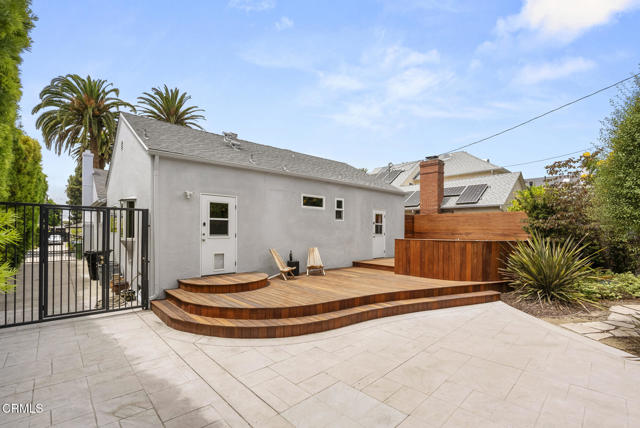 4160 Madison Avenue, Culver City CA: https://media.crmls.org/mediaz/6149ba58-9760-4d8f-b452-6ec076ca1646.jpg