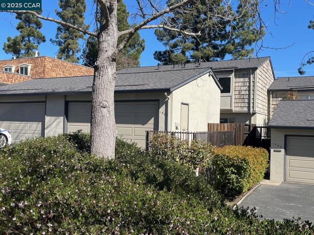 1800 Cannon Dr, Walnut Creek CA: https://media.crmls.org/mediaz/614a73e5-289f-40dd-b1fc-bd579d46cd6f.jpg
