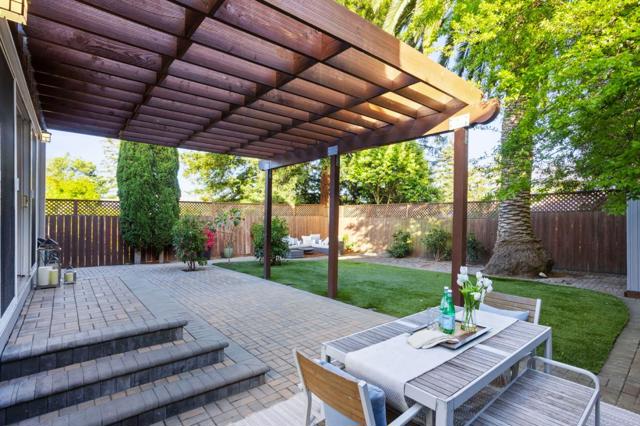 643 28th Avenue, San Mateo CA: https://media.crmls.org/mediaz/614b0a0b-79c1-406f-a7f5-7ce5781d383f.jpg