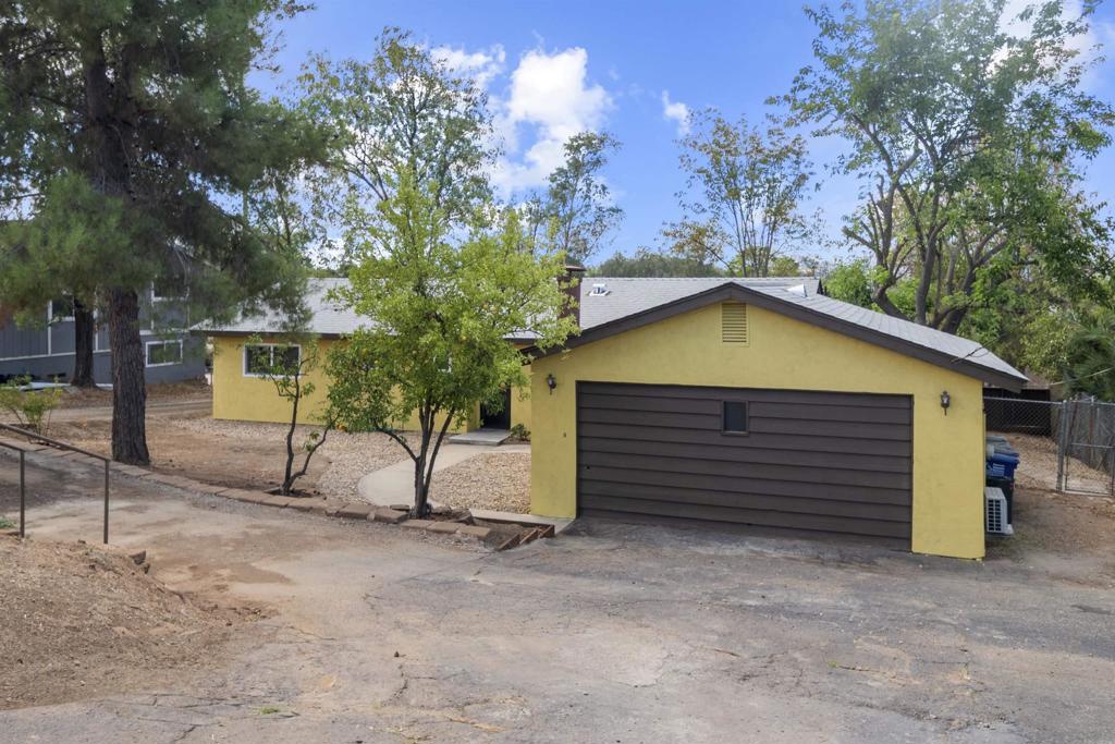 MLS #250040937SD image #25