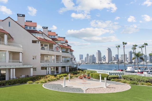 1101 1st Street, Coronado CA: https://media.crmls.org/mediaz/614c11e5-63ed-4b23-b4f4-09e7b6eaaabe.jpg