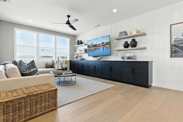 1691 S Wren Street, Dublin CA: https://media.crmls.org/mediaz/614c6ddf-29b4-4a2e-9fa2-5d5d16d39b45.jpg