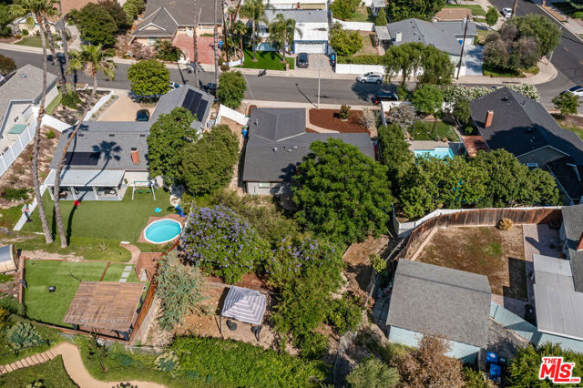 6941 Scarborough Peak Drive, West Hills CA: https://media.crmls.org/mediaz/614cae11-66f9-4f04-83ca-95530c7b23eb.jpg