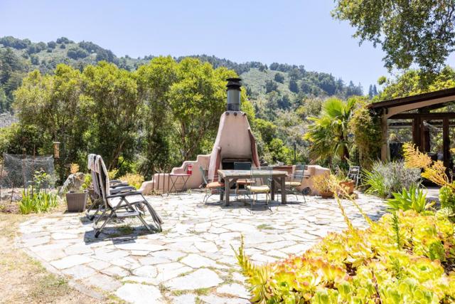 38109 Palo Colorado Road, Carmel CA: https://media.crmls.org/mediaz/614dfda0-d815-48ec-bab3-83f9ff5b2881.jpg