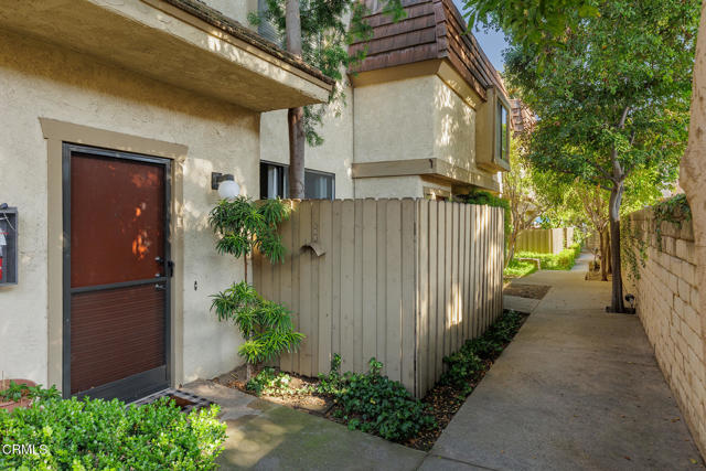 Detail Gallery Image 7 of 9 For 103 E Sierra Madre Bld #UNIT E,  Sierra Madre,  CA 91024 - 2 Beds | 2/1 Baths