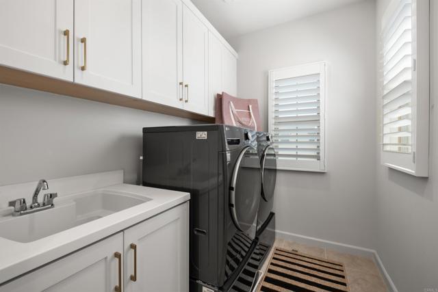 107 Starbright, Irvine CA: https://media.crmls.org/mediaz/614f92e7-ef49-4ada-8cdb-62b816131ba1.jpg