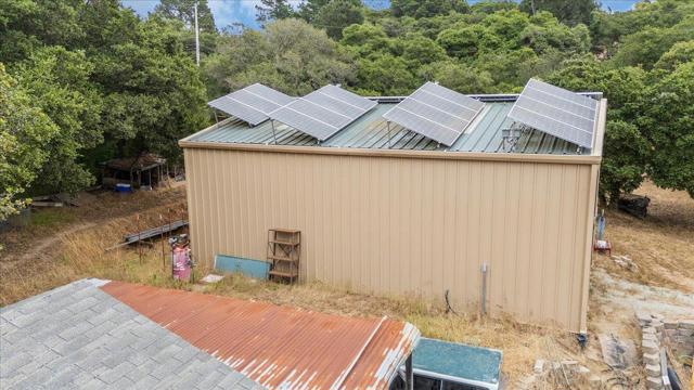 19515 Vierra Canyon Road, Salinas CA: https://media.crmls.org/mediaz/614fd97a-552c-4cd2-a8fe-f41ada357b9a.jpg