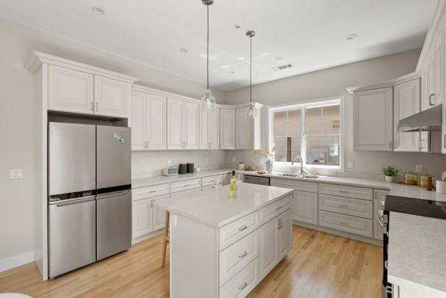 1325 Elam Avenue, Campbell CA: https://media.crmls.org/mediaz/6150bd6c-a9d6-4341-ac12-aa137cc6d83b.jpg