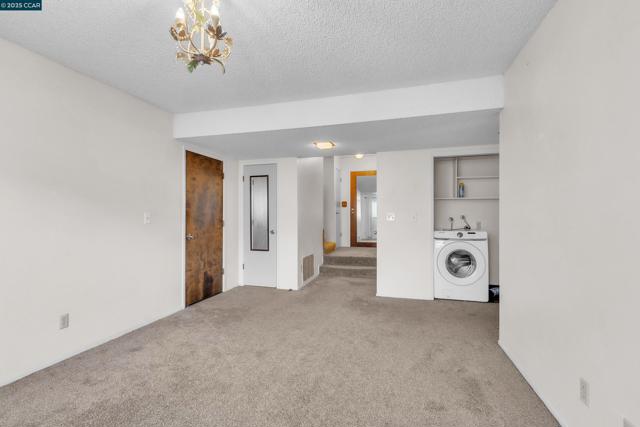 116 Falmouth Ct, Aptos CA: https://media.crmls.org/mediaz/6151760b-d1be-4a79-81a4-d579cb427ee7.jpg