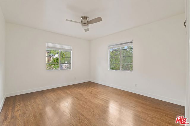 821 Laveta Terrace, Los Angeles CA: https://media.crmls.org/mediaz/6151adca-c1aa-458a-b813-3e6d79ff1beb.jpg