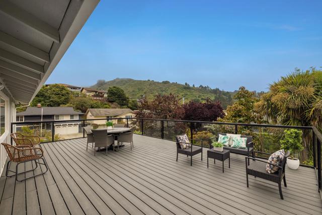 1001 Everglades Drive, Pacifica CA: https://media.crmls.org/mediaz/6151d65a-0160-4c82-b054-07a2c8cd21c4.jpg