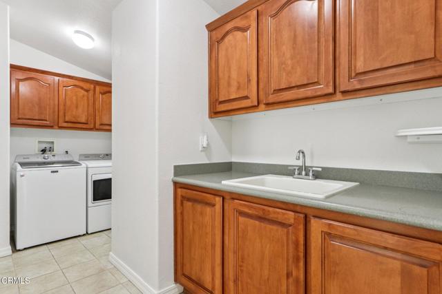 110 La Fortuna, Newbury Park CA: https://media.crmls.org/mediaz/6152c97a-0590-4437-9f37-20821ea59c81.jpg