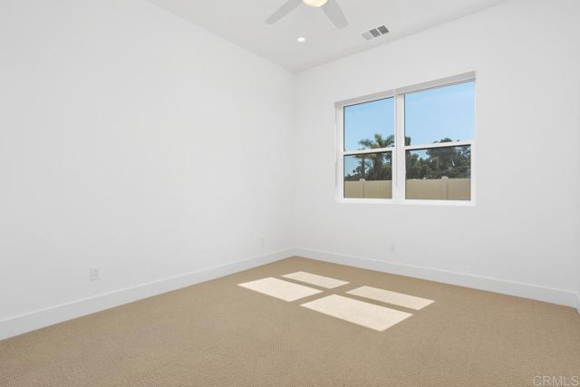 Detail Gallery Image 20 of 42 For 1211 Stonemark Place, Vista,  CA 92081 - 5 Beds | 4/1 Baths