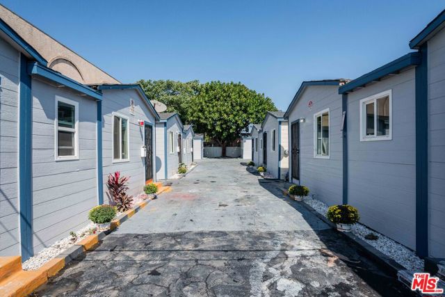Details for 3713 Imperial Highway, Inglewood, CA 90303