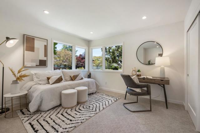 34 Carriage Court, Los Altos CA: https://media.crmls.org/mediaz/61542fda-e46b-4751-bf4c-15984c6ccdf8.jpg