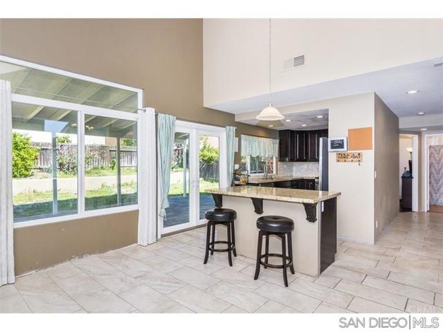 30478 Sierra Madre Drive, Temecula CA: https://media.crmls.org/mediaz/6155bee4-5952-471d-a772-fbddd6f68da1.jpg