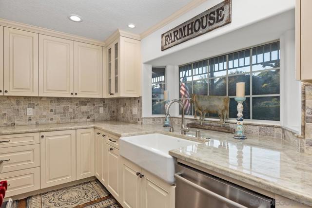 Image 6 of 41 For 1642 Kings Way