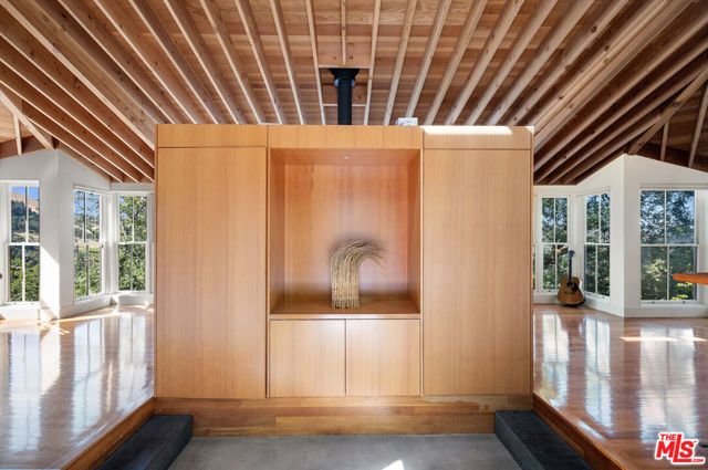 351 Wall Road, Napa CA: https://media.crmls.org/mediaz/6157f969-9ece-46cc-b109-77e93b65344d.jpg