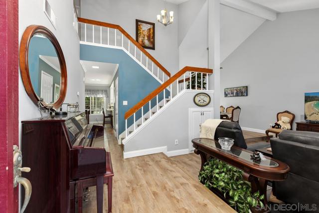 4475 Saint Andrews Place, Oceanside CA: https://media.crmls.org/mediaz/6158bea5-e0e6-4446-bf9d-d25fce9aa76b.jpg