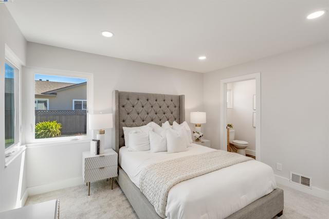 736 Adams Ave, Livermore CA: https://media.crmls.org/mediaz/6158eb17-7984-41d8-b697-2c34ba320023.jpg