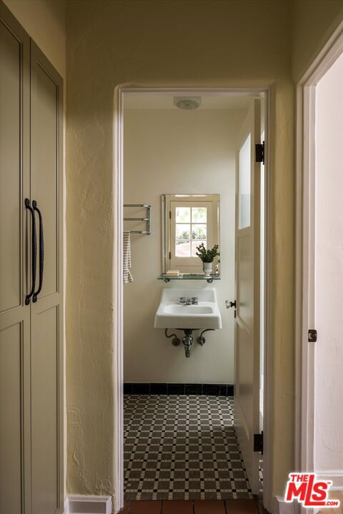 MLS #25552521 img 12