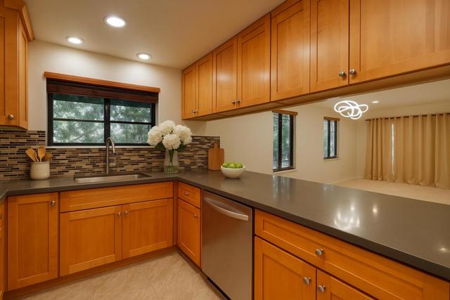 471 Northlake Drive, San Jose CA: https://media.crmls.org/mediaz/6159872c-59e6-4ba5-9e39-59cbbd9b3aa7.jpg