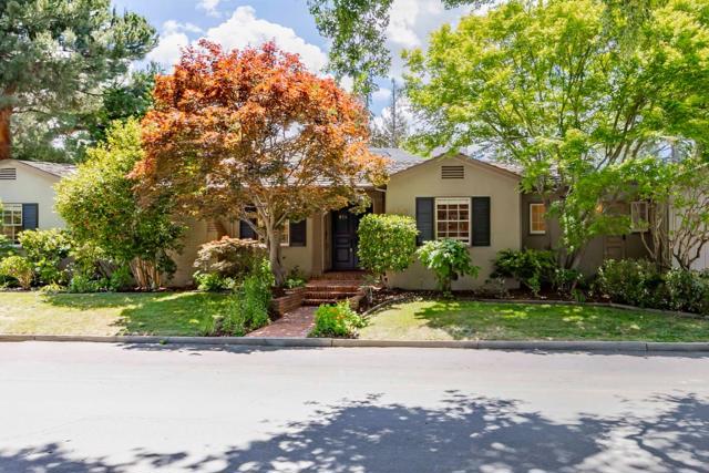 128 Cornell Road, Menlo Park CA: https://media.crmls.org/mediaz/6159c716-ccf9-4267-8f11-12e007b42b91.jpg