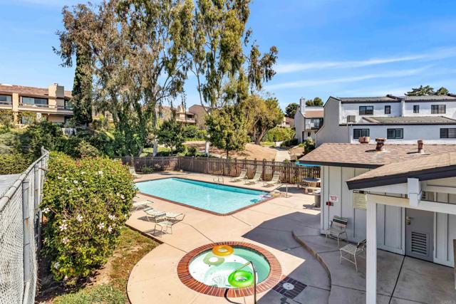 Detail Gallery Image 23 of 27 For 7321 Alicante a,  Carlsbad,  CA 92009 - 2 Beds | 2 Baths