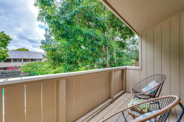 954 Kiely Boulevard, Santa Clara CA: https://media.crmls.org/mediaz/615bc550-5ae7-4419-bd0a-b625344736bf.jpg
