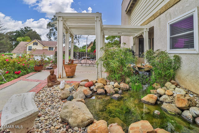 3616 Pebble Place, Newbury Park CA: https://media.crmls.org/mediaz/615bec4f-826f-4773-956f-26fcd6ac4f52.jpg