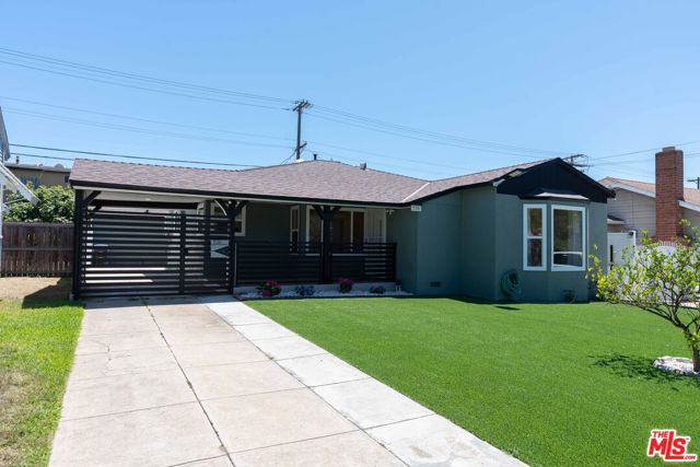 536 Myrtle Street, Glendale CA: https://media.crmls.org/mediaz/615c292c-87fd-48e3-8337-861622f35434.jpg