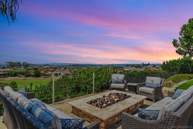 7975 Villas, San Diego CA: https://media.crmls.org/mediaz/615d91f6-3803-4c78-b3b7-4742dbb909f3.jpg