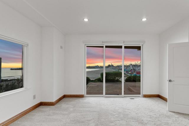 1148 E Cliff Drive, Santa Cruz CA: https://media.crmls.org/mediaz/615e66ae-6caf-4a35-aaed-ae977fd71ca4.jpg