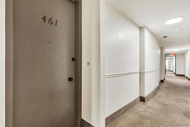 3050 Rue D'Orleans, San Diego CA: https://media.crmls.org/mediaz/615e6f8e-1ba2-4490-86cd-7cea0389820d.jpg