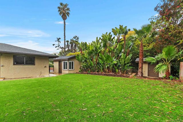 2435 Paseo Dorado, La Jolla CA: https://media.crmls.org/mediaz/615e910d-b5fc-4033-a335-d1062708f8e5.jpg