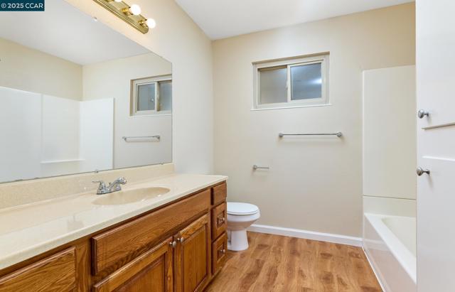 88 Newport Way, Suisun City CA: https://media.crmls.org/mediaz/6161c5cc-2084-434e-9a3e-f003b05bf94b.jpg