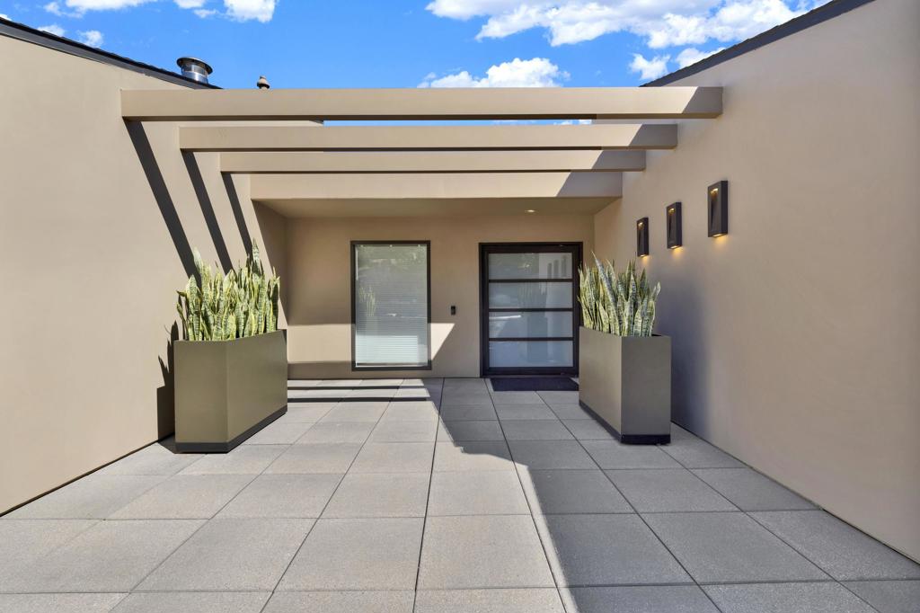 16117 Martincoit Rd - photo 5