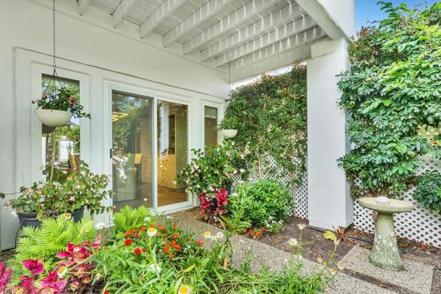 4125 PINDAR Way, Oceanside CA: https://media.crmls.org/mediaz/61627e51-4085-490c-ac34-c15f539f2702.jpg